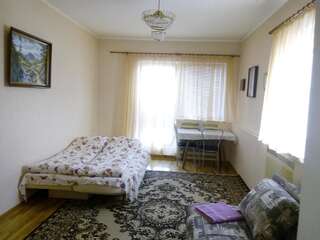 Гостевой дом Guest House v Svyatopetrovskom Петровское Двухместный номер с 1 кроватью и общей ванной комнатой-39